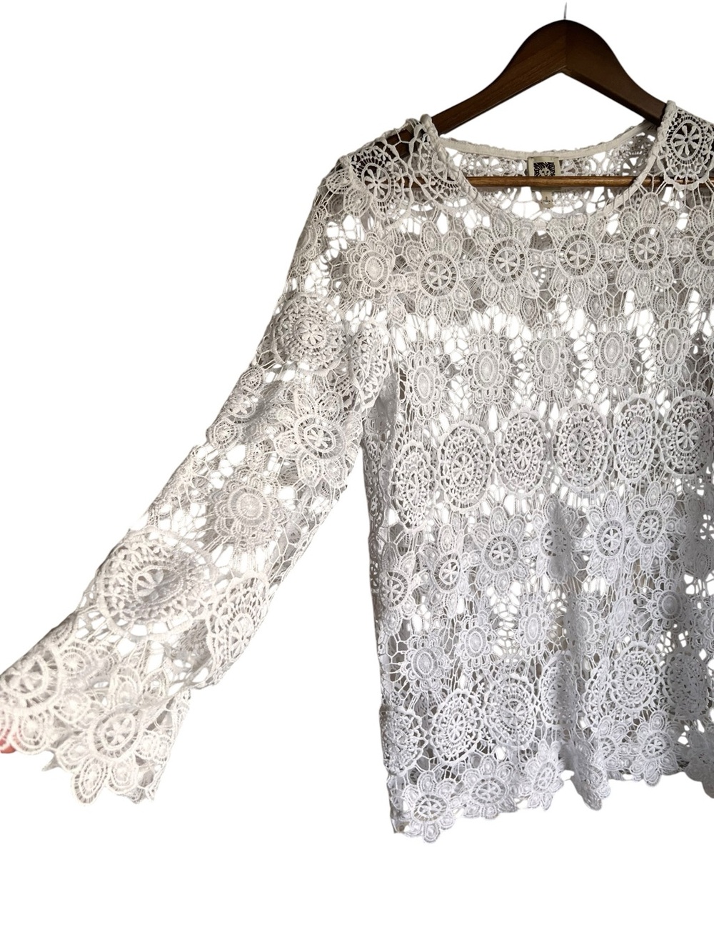 Anne Klein White‎ Floral Crochet Lace Top Size S Boho Sheer Overlay Top Cottage